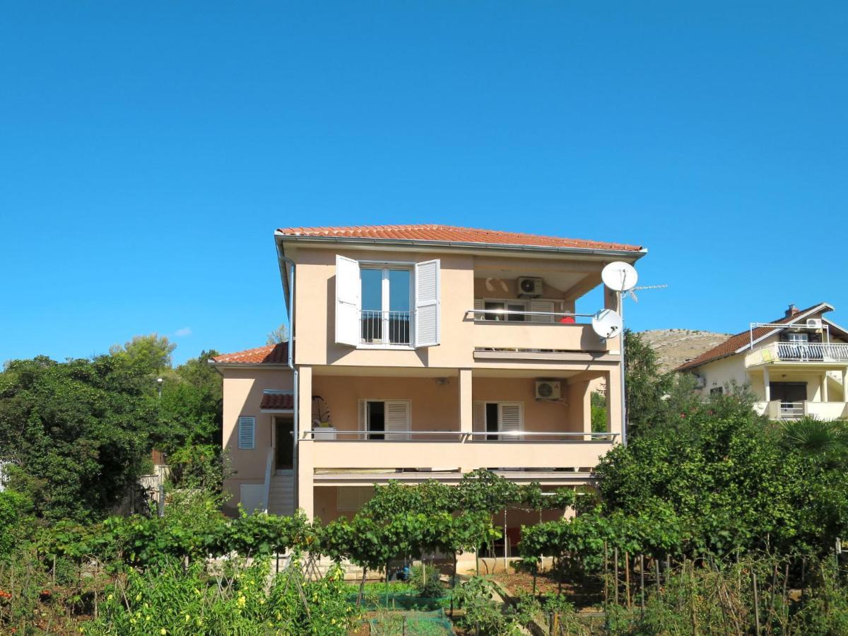 Perisa - Sib240 By Interhome